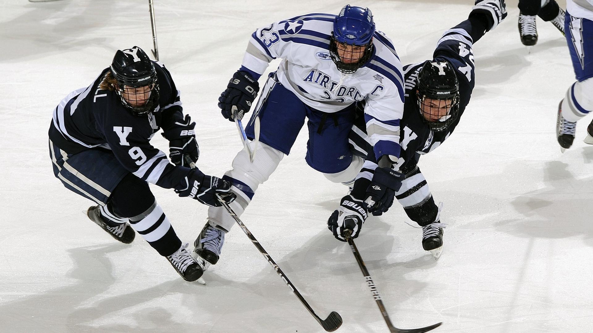 巴克利争议言论引爆舆论，断言系列赛已终结，火箭晋级可能遭嘲讽